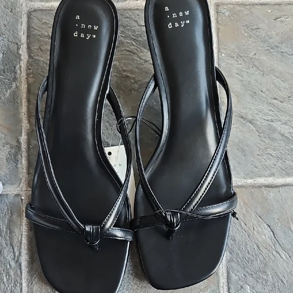 a new day Black Colleen Heels Size 12 - Picture 2 of 4